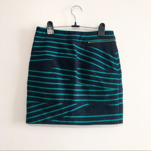 Stripe Mini Skirt LIKE NEW - Picture 6 of 13